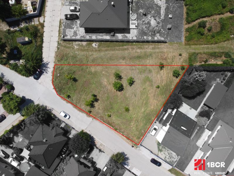 Aerial view of the plot on Cintorínska Street in Zálesie for residential purposes.