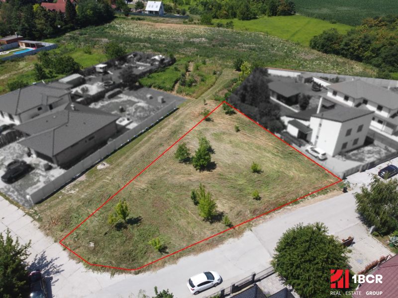 Building plot for residential use on Cintorínska Street in Zálesie, surrounded by nature.