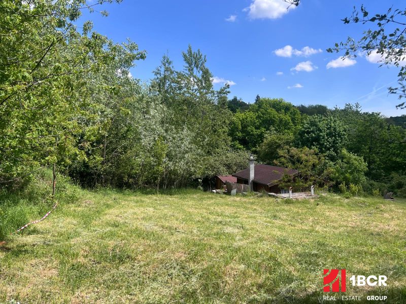 Plots - residential for sale in Lamač on Cesta na Klanec street.