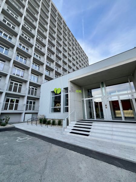 Apartment building on Kysucká Street in Košice, Západ district, with a modern entrance.