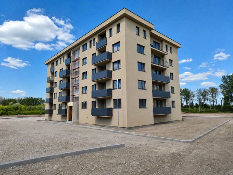 A new building with balconies in Dunajská Streda offers 2-room apartments in a quiet location.