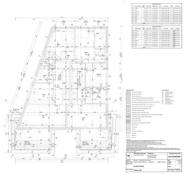 Floor plan of the second floor of a family house with construction details and rooms.