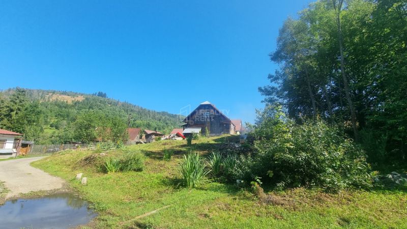 Landscape with houses and greenery in the area of Vychylovka in Nova Bystrica, Land - housing.