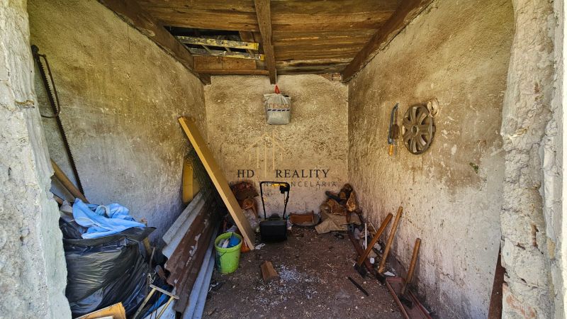 Tool storage in a family house, Demandice. Storage space with old materials.