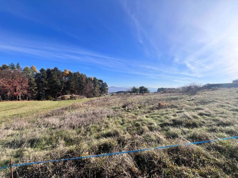 Residential plots in Banská Bystrica near Pršianska cesta, surrounded by nature and forest.