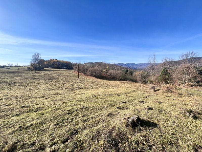 Hilly landscape on Pršianska Road in Banská Bystrica, Banská Bystrica district, suitable for residential plots.