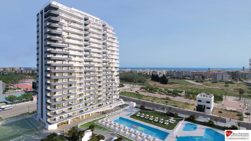 Building with a swimming pool and sports facilities in Canet d'En Berenguer, ideal for a holiday apartment.