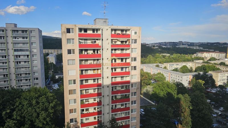 A view of the housing estate from a 3-room apartment on Kuklovská Street in Bratislava - Karlova Ves.