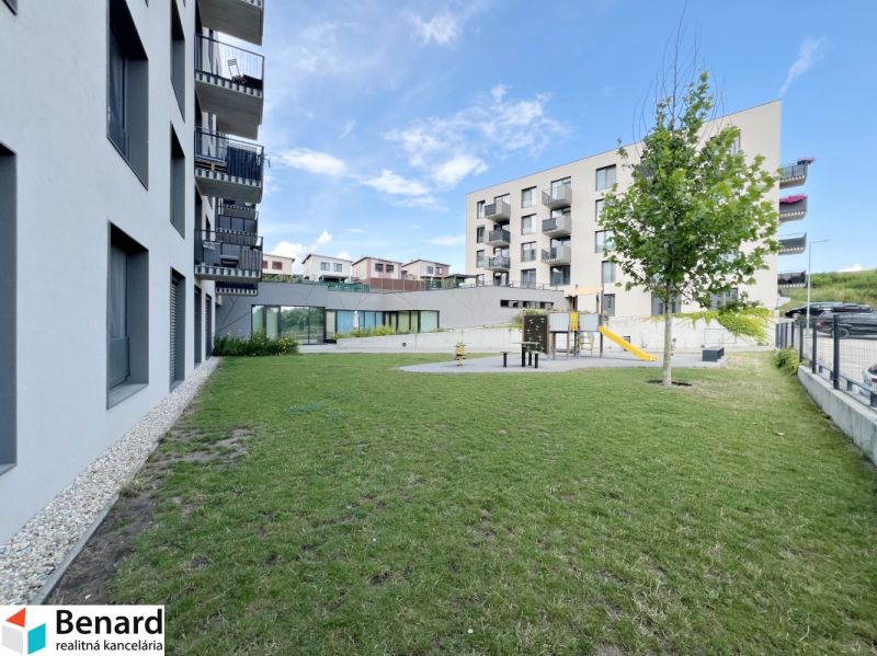 Apartment complex with a playground on Sibírska Street in Prešov, suitable for a 1-bedroom apartment.