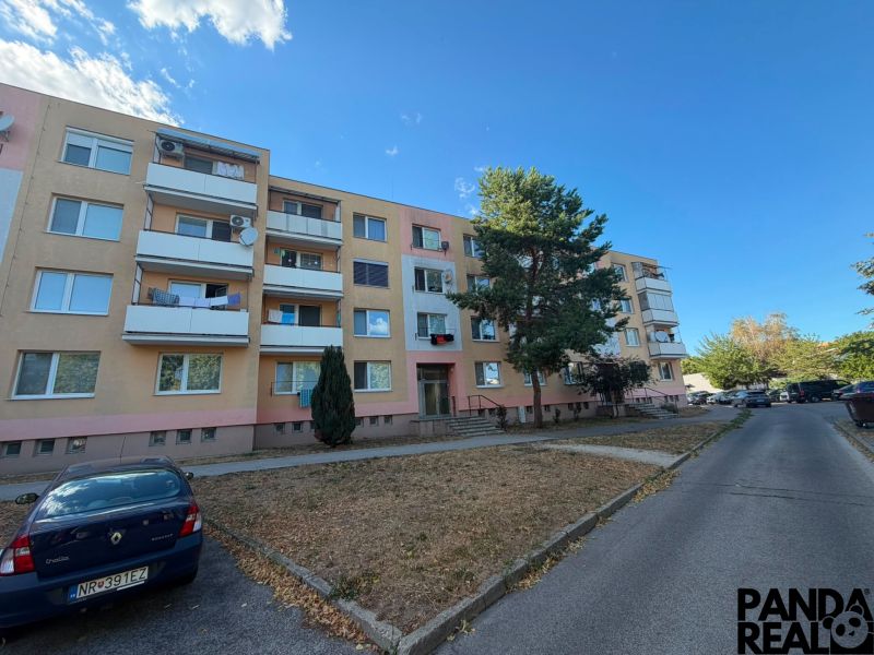 3-room apartment on Ďumbierska Street in Nitra, next to a parked car.