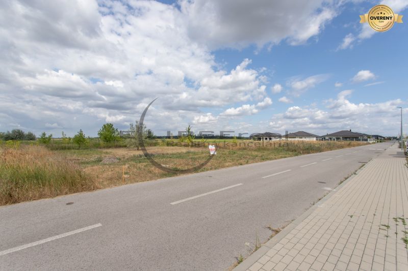 Plots on Brezová Street in Zohor suitable for living in clear weather.
