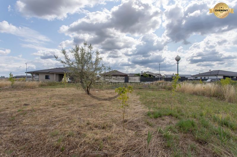 A grassy plot on Brezová in Zohor, suitable for living with the surroundings of family houses.