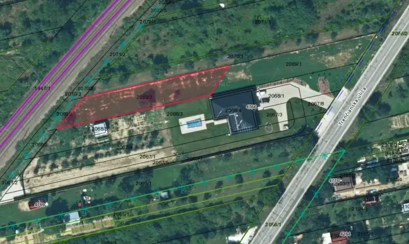 Satellite map of residential plots near Trenčianska Street in Nové Mesto nad Váhom.