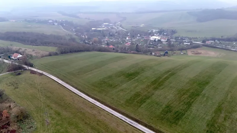 Countryside in Podkylava with unique properties and meadows.