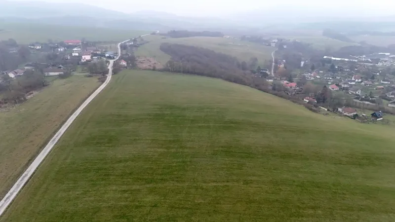 A view of the natural landscape and the village of Podkylava, unique properties surrounded by meadows.