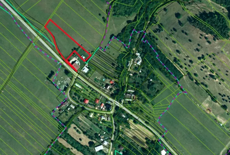Aerial view of residential land in the Čabalovce area.