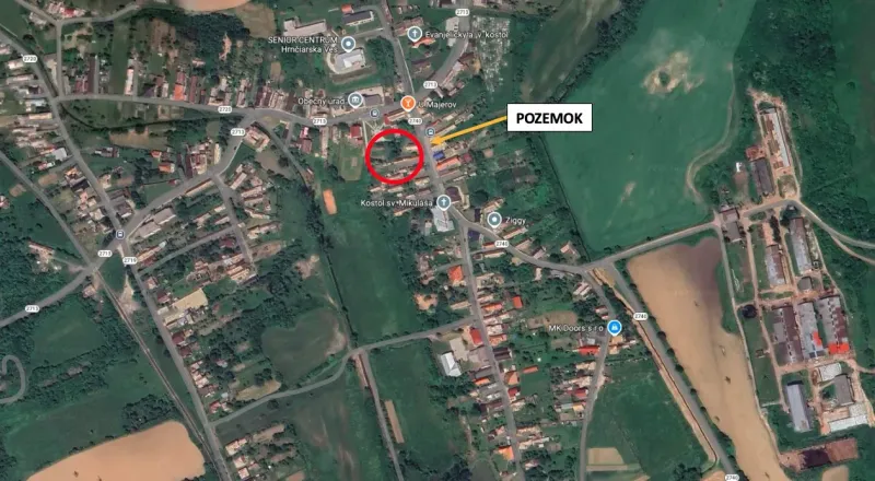Aerial map of Hrnčiarska Ves shows residential plots in the village.
