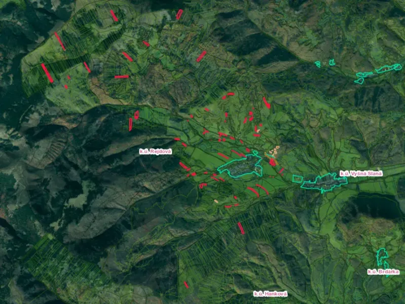 Cadastral map showing agricultural and forest lands around Rejdová.