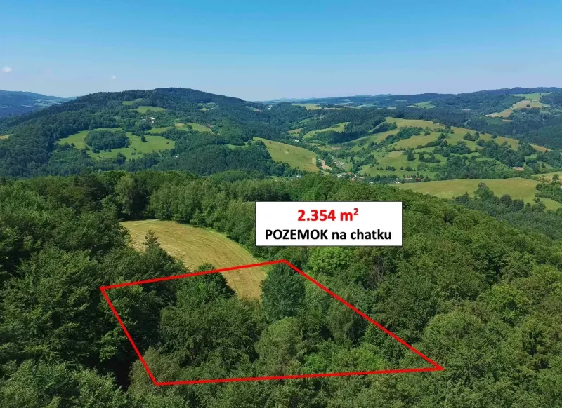A plot of land designated for a cottage in the beautiful landscape of Lysá pod Makytou, surrounded by forest lands.