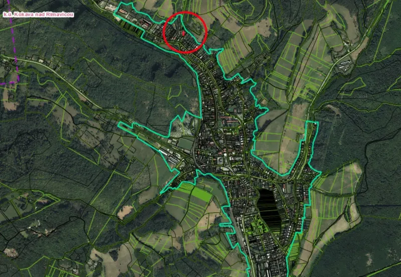 Aerial map of Kokava nad Rimavicou with marked plots and highlighted area.