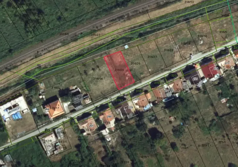 Aerial view of residential plots in Hodejov, marked with parcel numbers.
