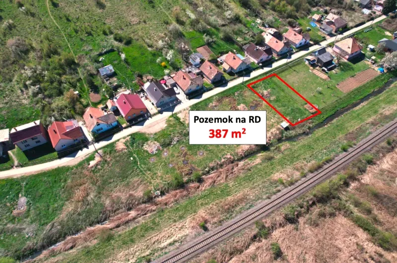 Lands - housing in Hodejov: marked plot in a quiet area near the railway.