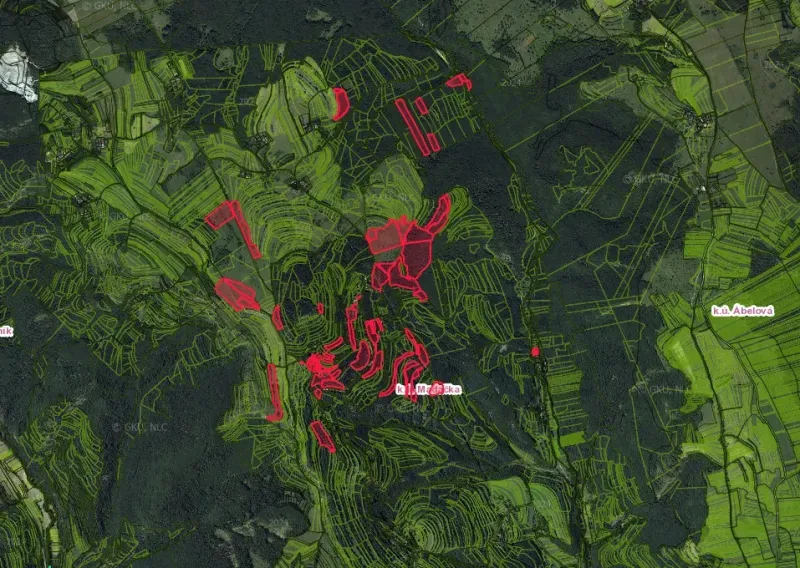 Map of agricultural and forest lands around Ábelová.