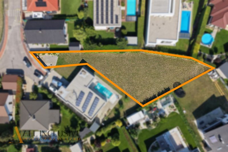 Plots - residential area at Mlynský Klin in Senec, bordered layout between houses and streets.