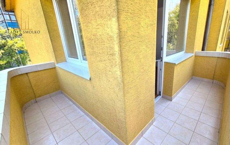 A balcony of an apartment building on Budovateľská Street in Prešov with a view from a 1-room apartment.