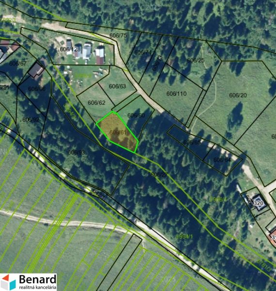 Map of recreational lands in Litmanová, with marked parcels and surrounding forests.