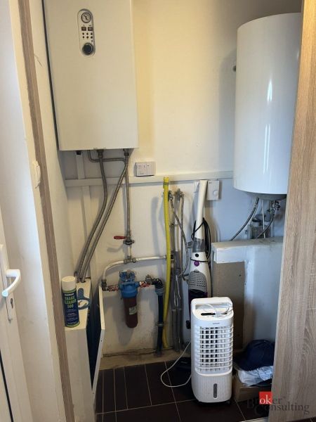 Heating and filtration system in a family house with ceramic flooring.