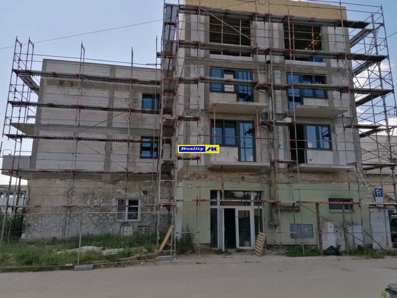 A building under reconstruction on Tomčany Street in Martin, suitable for a 3-room apartment.