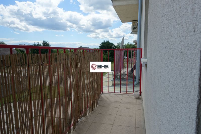 Balcony in a 2-room apartment on Agátová Street in Miloslavov with a view of the surroundings.