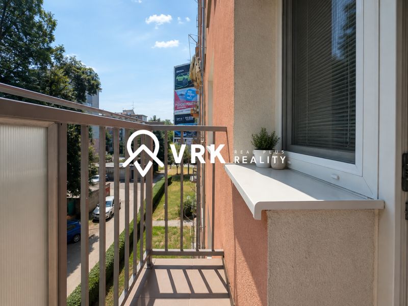 The balcony of a one-room apartment on Hlinkova Street in Košice, Sever district.