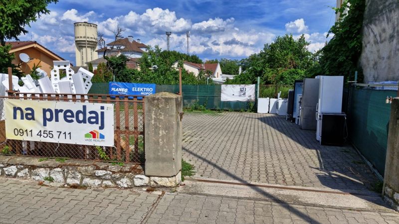 Lands - commercial on Piešťanská Street in Nové Mesto nad Váhom, surrounded by facilities.