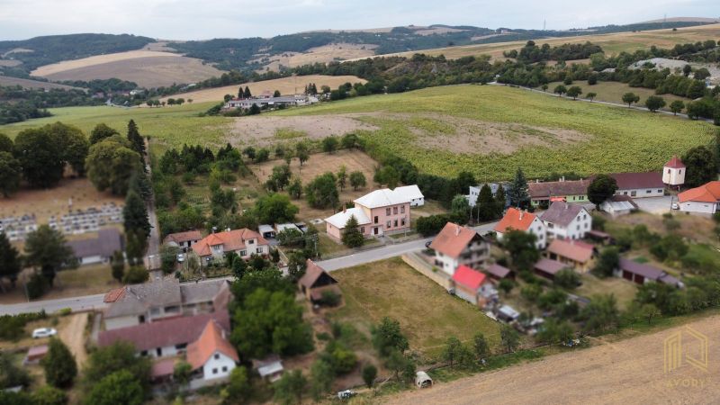 A view of the surroundings of Podbranč, set in nature, ideal for residential plots.