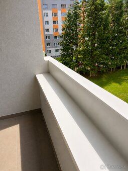 Balcony of a 3-room apartment with a view of greenery on Pod Slivkou Street, Liptovský Mikuláš.