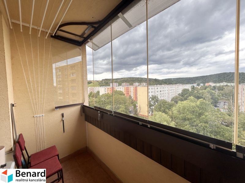 A loggia with a view of the housing estate and greenery in Prešov on Antona Prídavka Street.