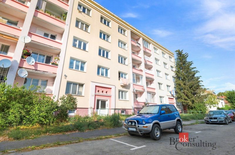Apartment building on Bela IV Street in the city of Zvolen near a 2-room apartment.