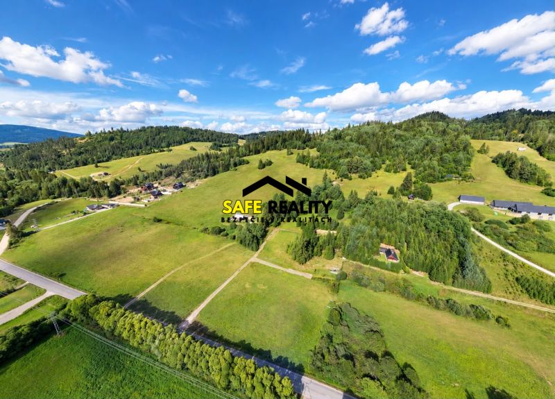Meadows and hills around Oravská Jasenica suitable for plots - housing.