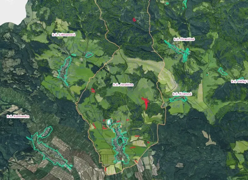 Aerial map of agricultural and forest lands around Stará Ľubovňa, including various cadastral areas.