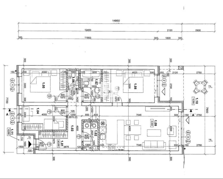 The floor plan of the family house shows the layout of the rooms, including the kitchen and living room.