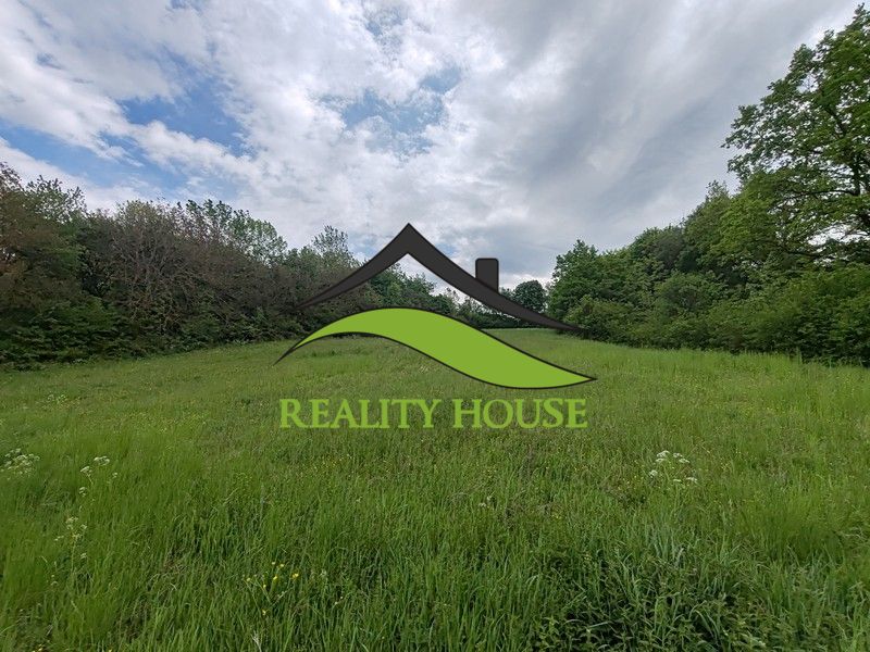 Plots - residential on Hlavná Street in Tovarnianska Polianka, suitable for construction.