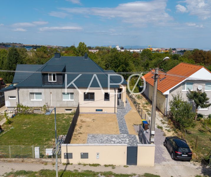 Family house on Trnavská Street in Nitra, with an access road and a garden.