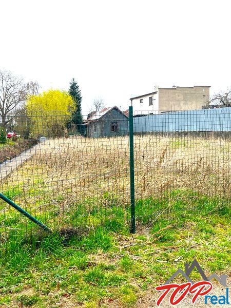 Lands - housing in Košice - Šaca district on Jarková Street, fenced area.