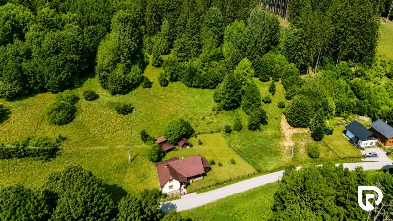 A family house on Čierne Street in Makov, surrounded by meadows and forest.