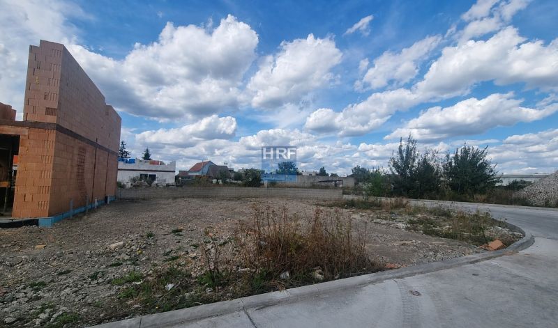 Plots - housing in Skalica with construction, near residential houses and green countryside.