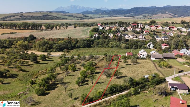 Plots - living in Jarabina surrounded by nature and village architecture.