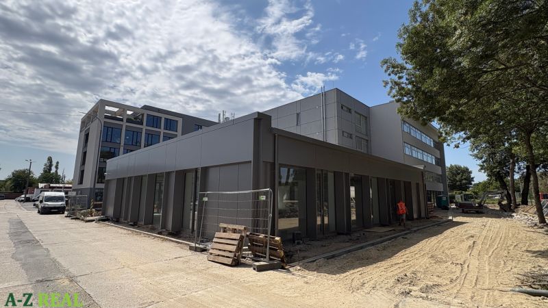 Commercial premises on Slovnaftská in Bratislava - Ružinov during construction, with modern architecture.