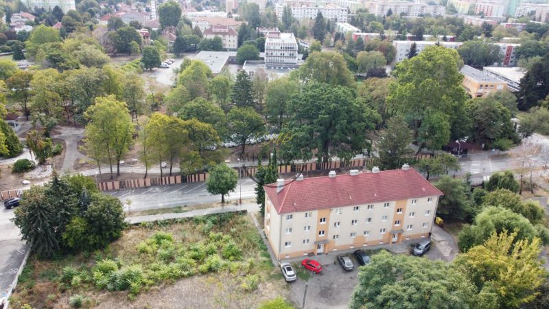 View of Ľudovíta Štúra Street in Levice and its surroundings near a 2-room apartment.